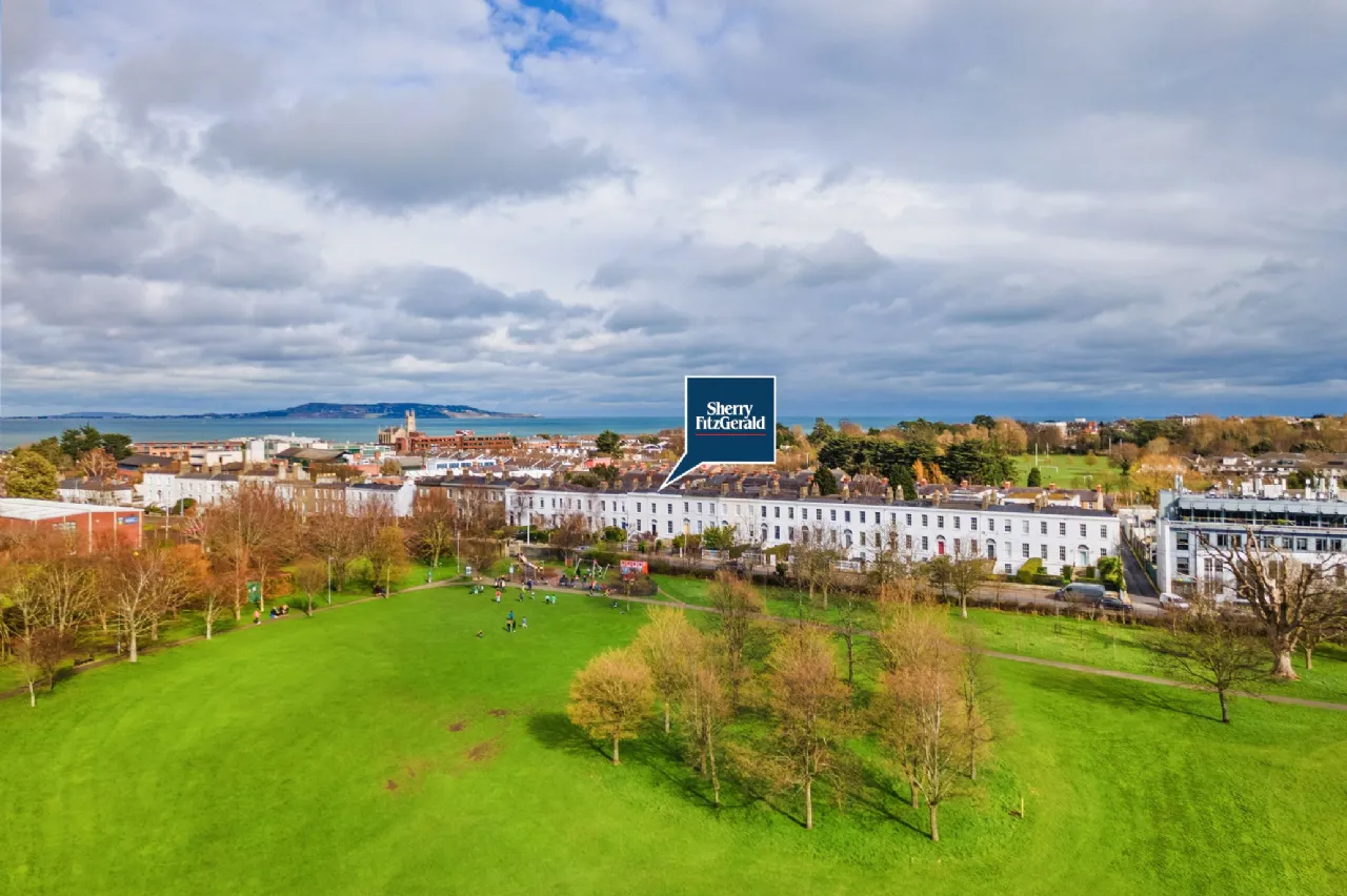 Photo of 17 Lower Prince Edward Terrace, Carysfort Avenue, Blackrock, Co Dublin, A94 K6R9