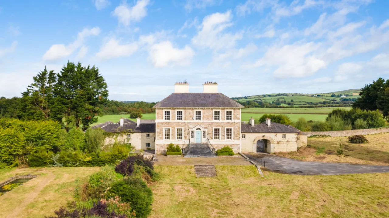 Photo of Ballyneale House, Ballingarry, Co. Limerick, V94 E729