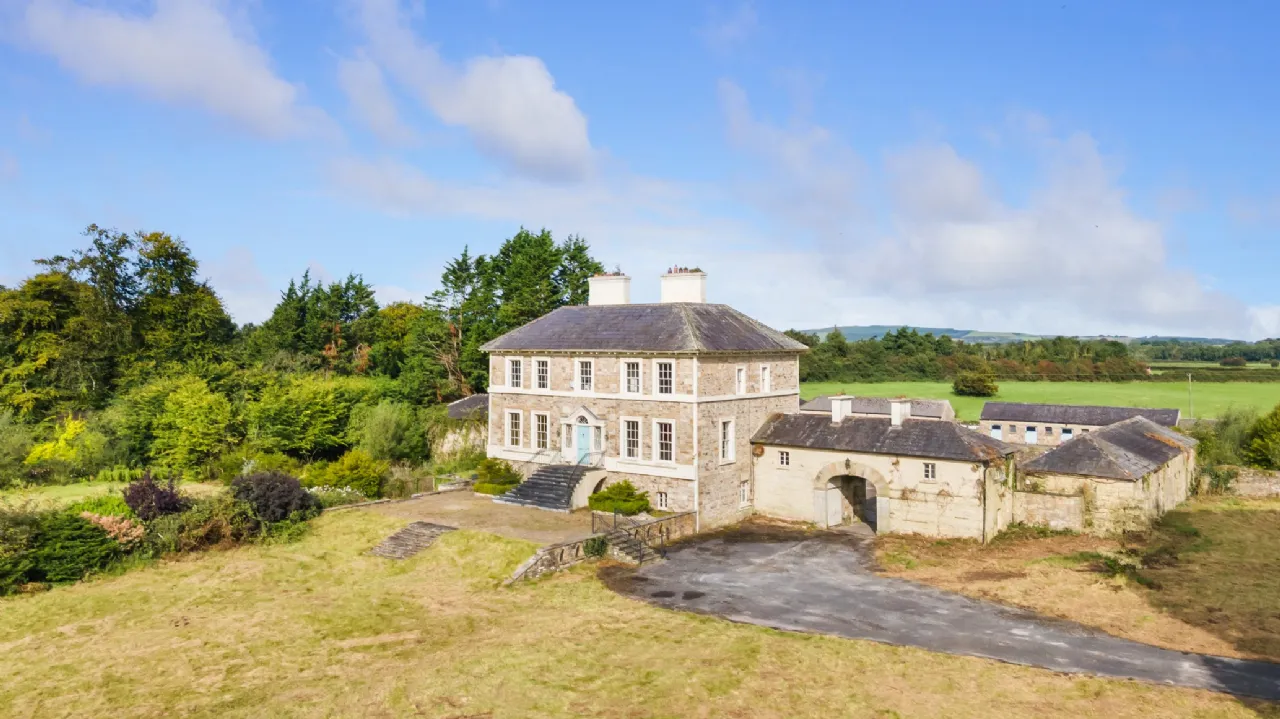 Photo of Ballyneale House, Ballingarry, Co. Limerick, V94 E729