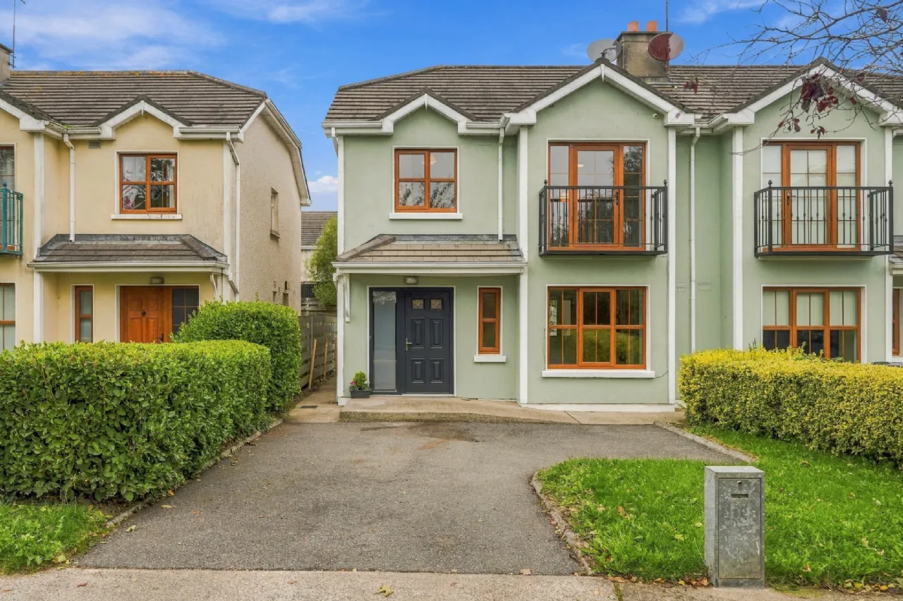 Photo of 122 Meadowgate, Gorey, Co. Wexford, Y25 D9W3