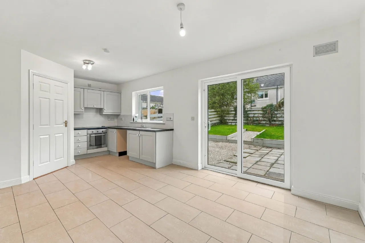 Photo of 122 Meadowgate, Gorey, Co. Wexford, Y25 D9W3