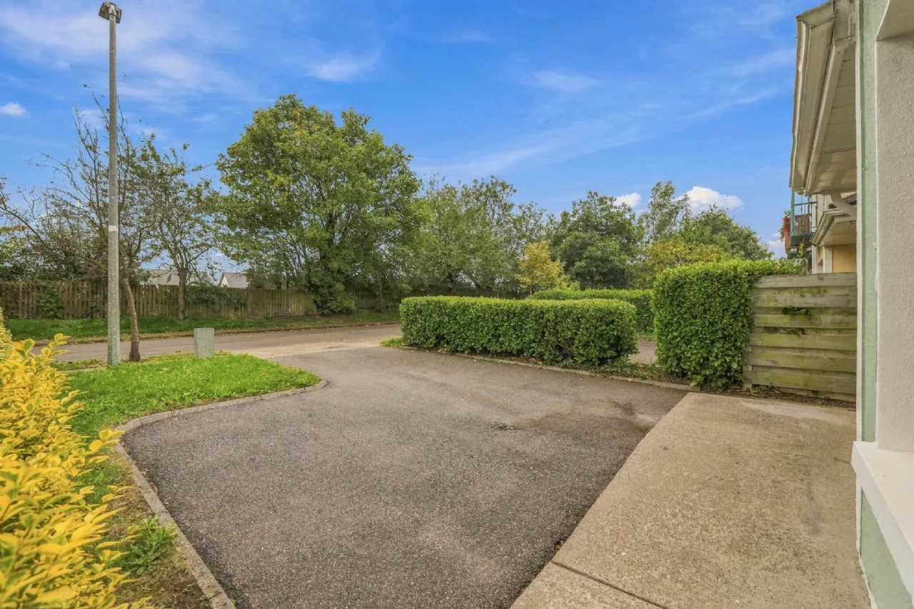 Photo of 122 Meadowgate, Gorey, Co. Wexford, Y25 D9W3