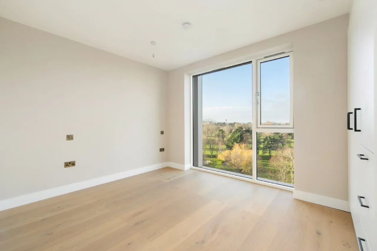 Photo of 3 Bedroom Sub Penthouse, 072 The Gardens At Elmpark Green, Merrion Road, Ballsbridge, Dublin 4