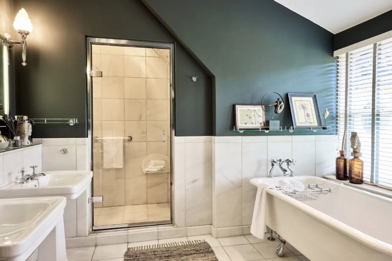 Photo of Weavers Hall, Plunkett Avenue, Westminster Road, Foxrock, Dublin 18, D18 A3C2