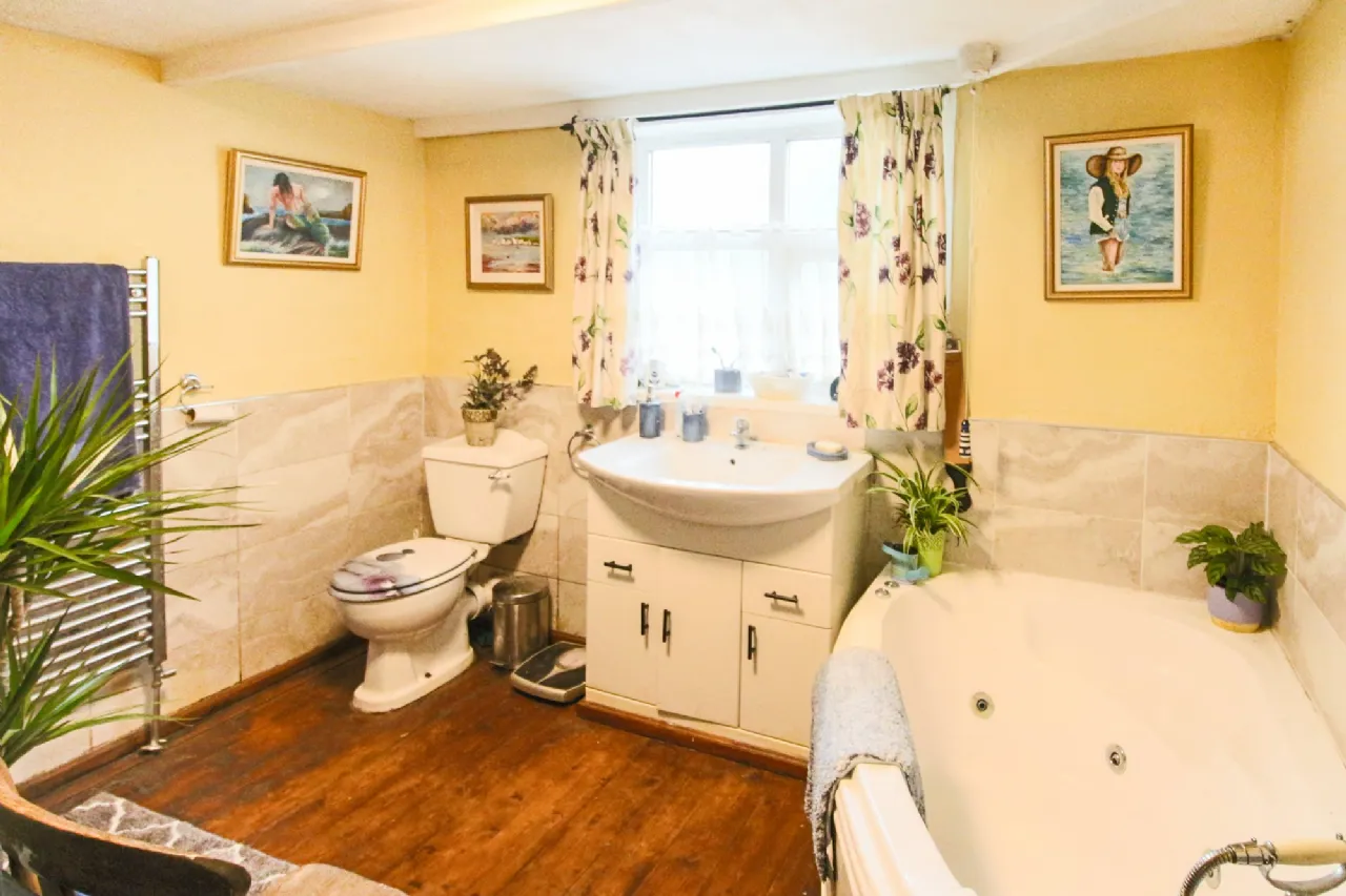 Photo of Thisledome, Creevy, Lisacul, Castlerea, Co. Roscommon, F45 EC67