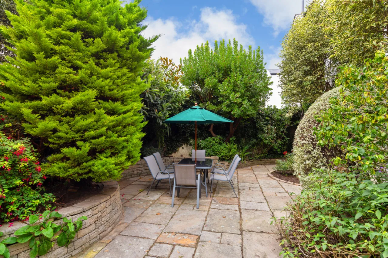 Photo of Strand Lodge, 5 Strand Road, Sandymount, Dublin 4, D04 X461