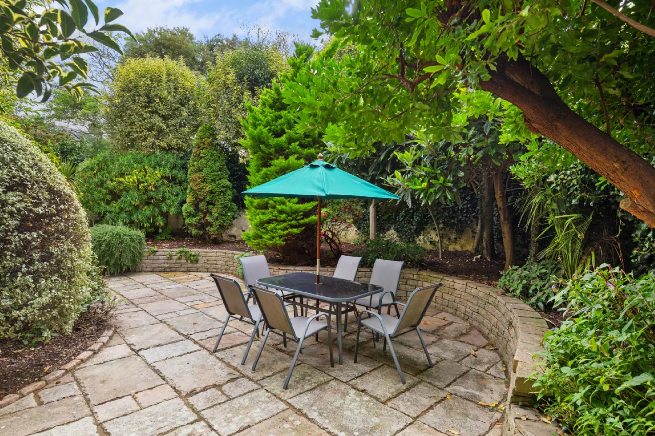 Photo of Strand Lodge, 5 Strand Road, Sandymount, Dublin 4, D04 X461