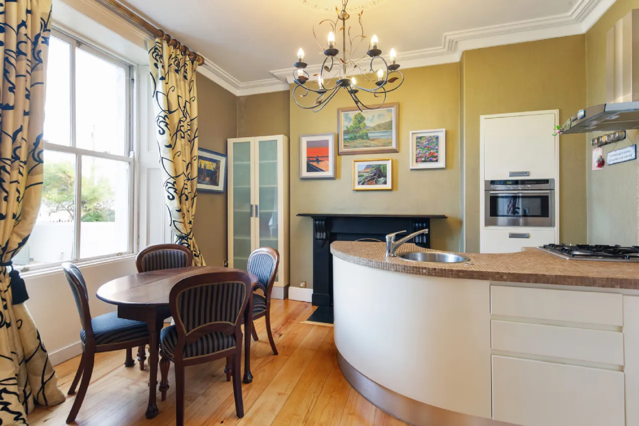 Photo of Strand Lodge, 5 Strand Road, Sandymount, Dublin 4, D04 X461