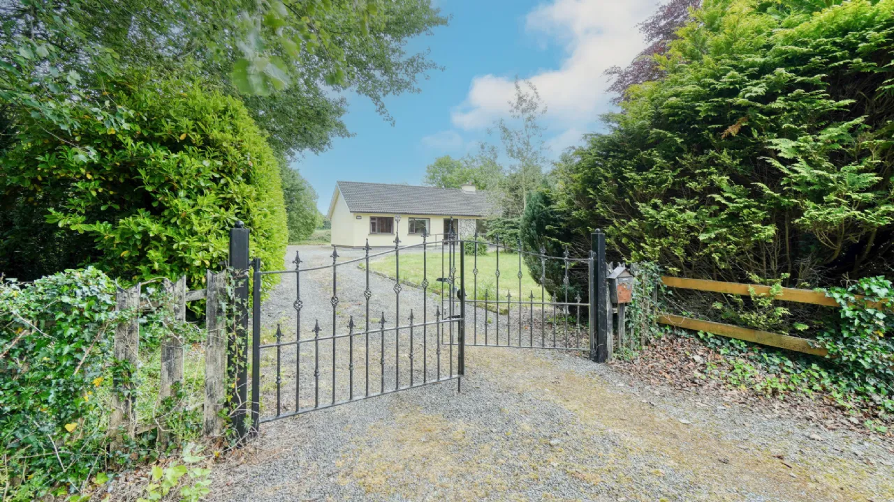 Photo of Chez Nous, Portlaoise Road, Abbeyleix, Co. Laois, R32D6X3