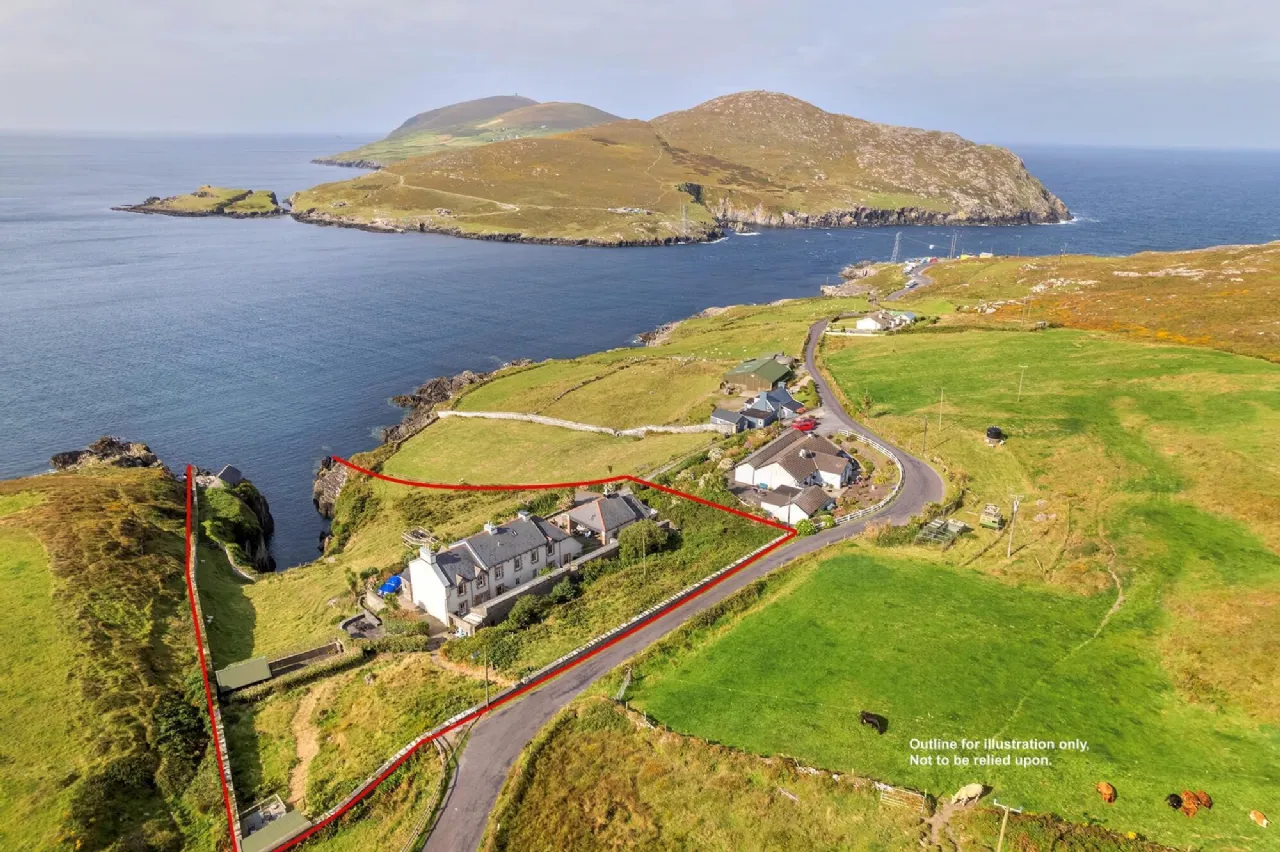 Photo of Dursey Shore Lighthouse Residence, Garnish, Beara, Co. Cork, P75 E954