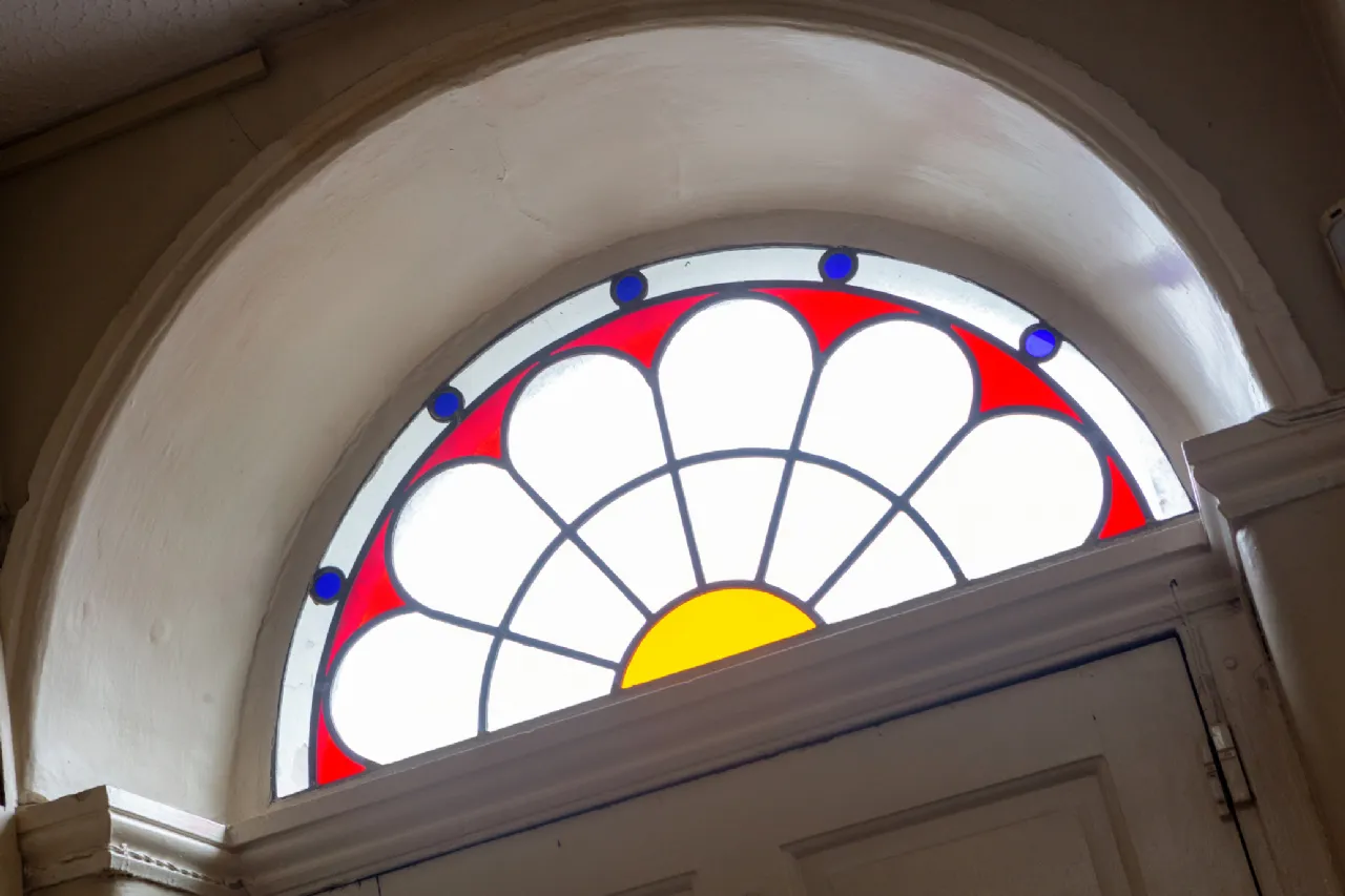 Photo of 11 Eastmoreland Place, Dublin 4, D04 XV18