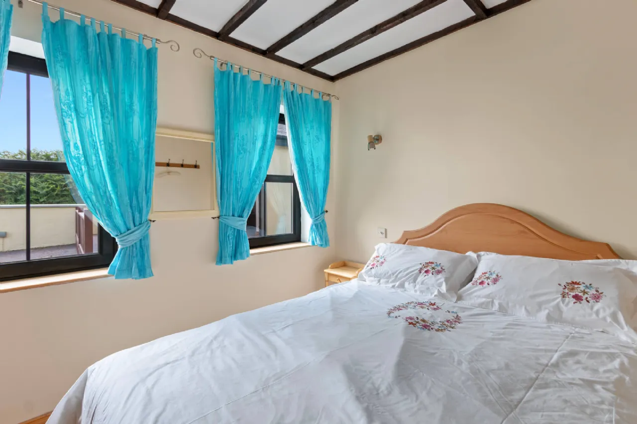 Photo of An Naomhóg, Inchinattin, Rosscarbery, Co Cork, P85 XW11