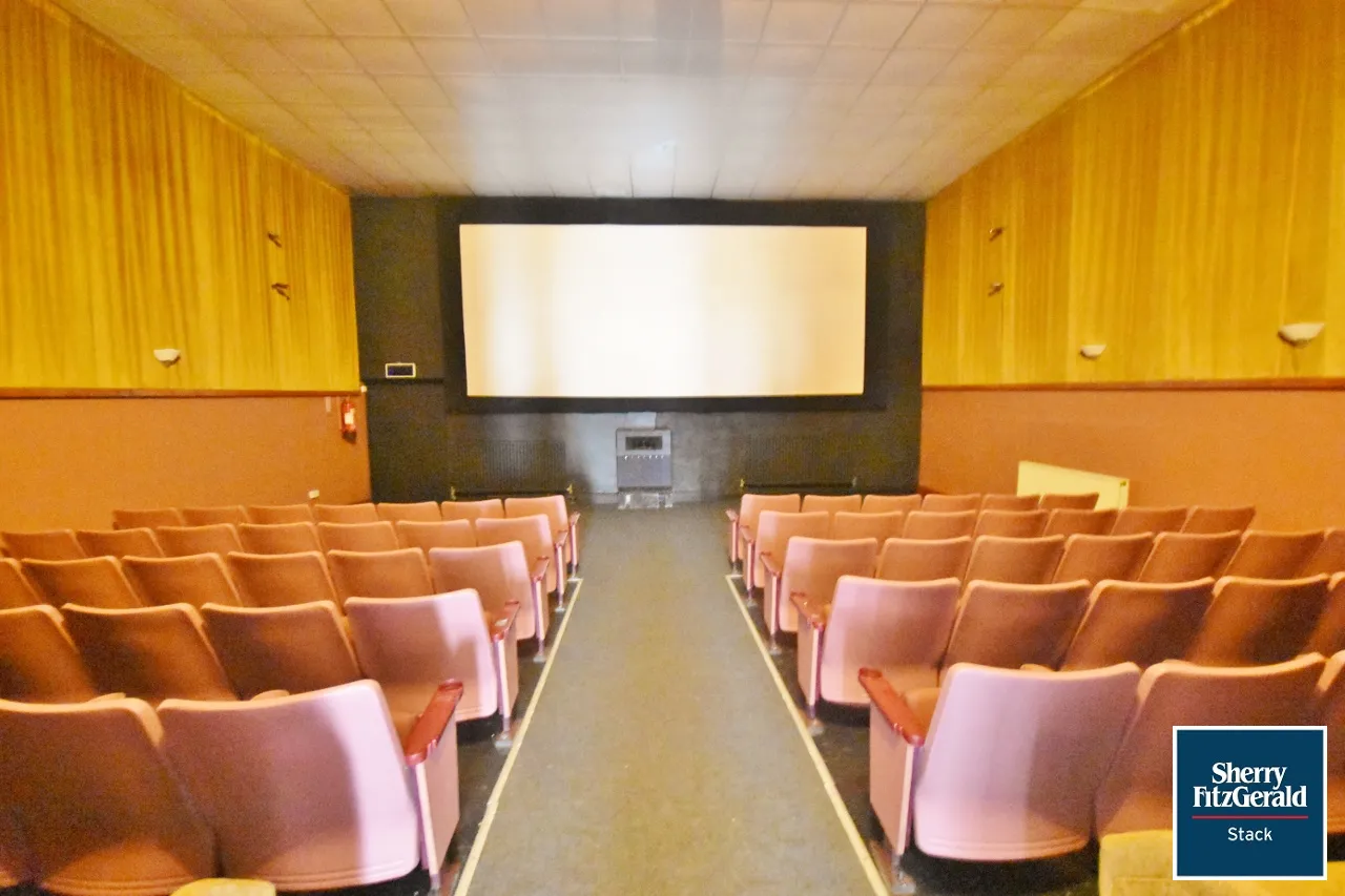 Photo of Upper William Street, Listowel, Co. Kerry, V31 W447