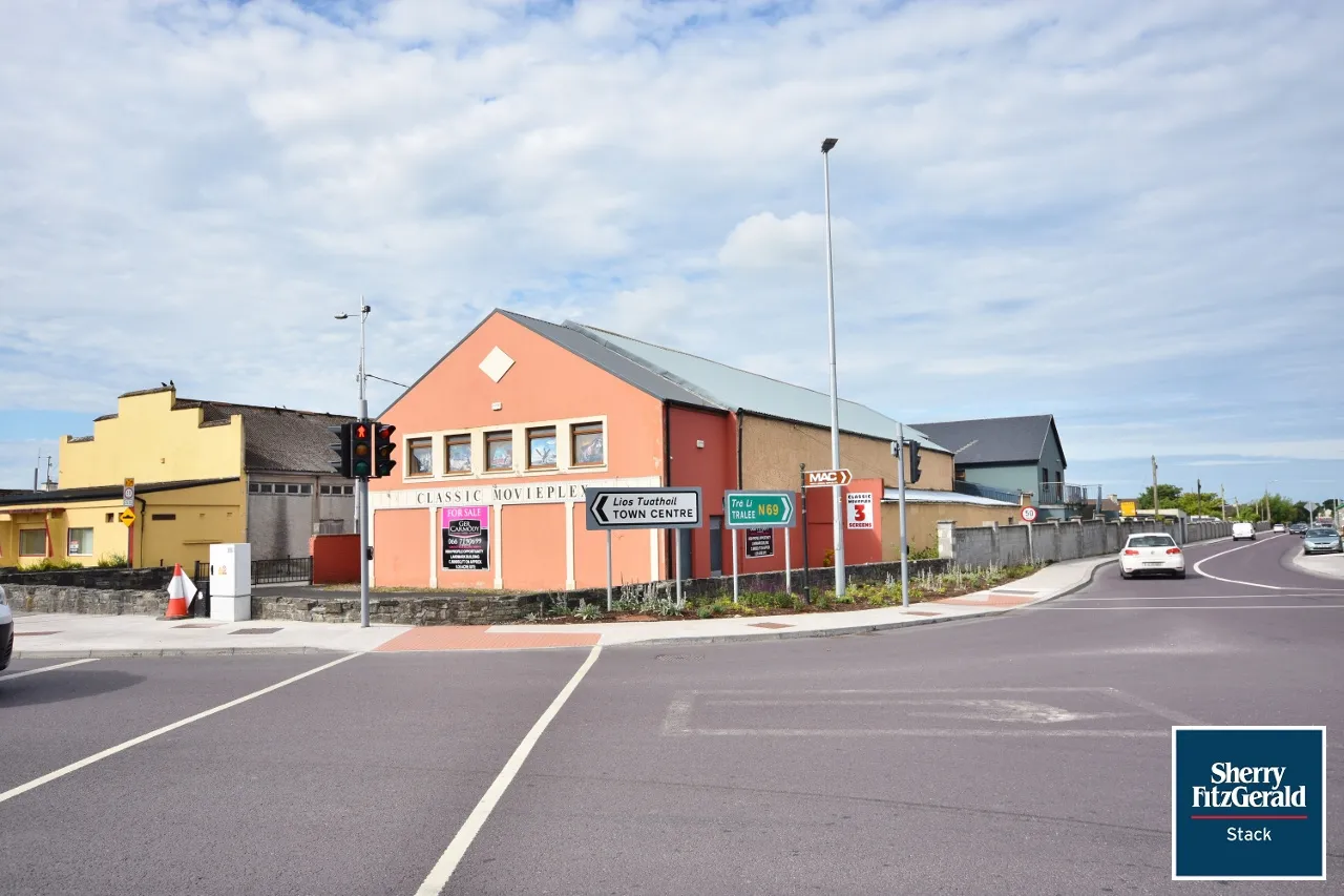 Photo of Upper William Street, Listowel, Co. Kerry, V31 W447