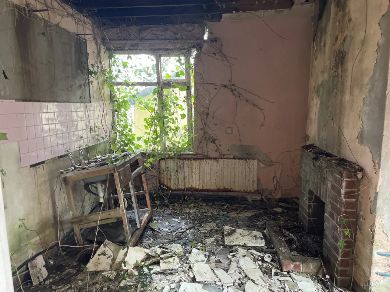Photo of Derelict House, 4 The Chalets, Georges Street, Newport, Co. Mayo