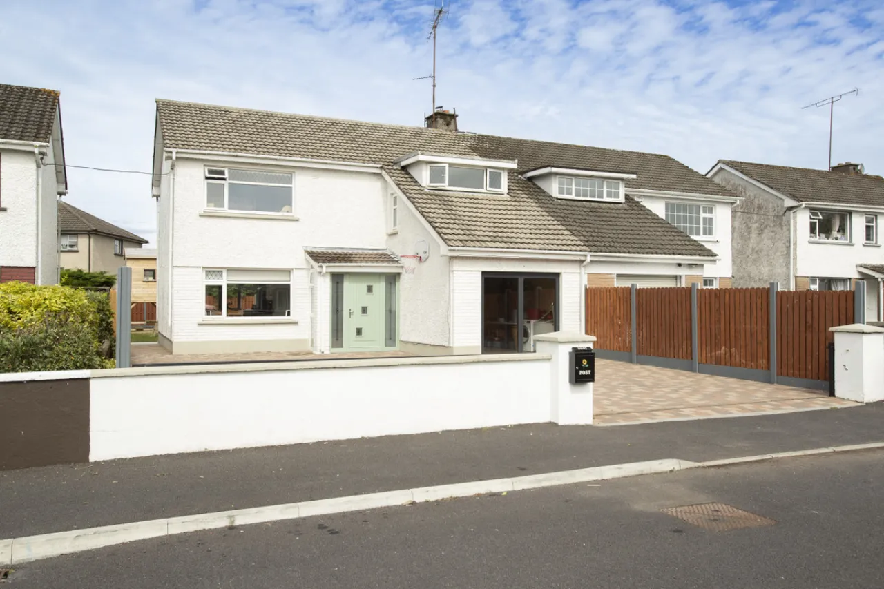Photo of 18 Woodlands Avenue, Mullingar, Co. Westmeath., N91 W3X5