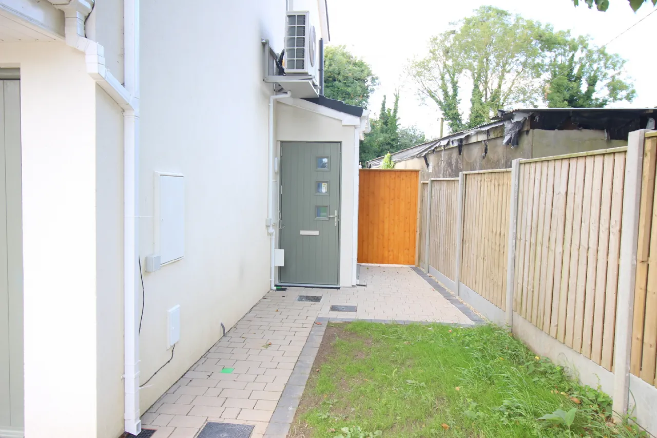 Photo of 43 Oakwood Park, Derrinturn, Co Kildare, W91 F9KF