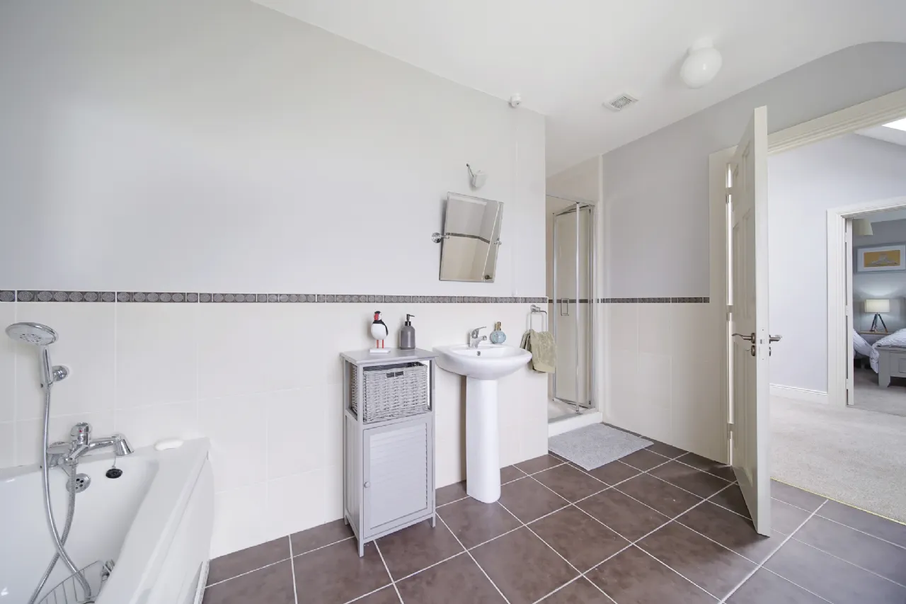 Photo of Sand Piper Lodge, 1 Ballymastocker Heights, Portsalon, Co. Donegal, F92X085